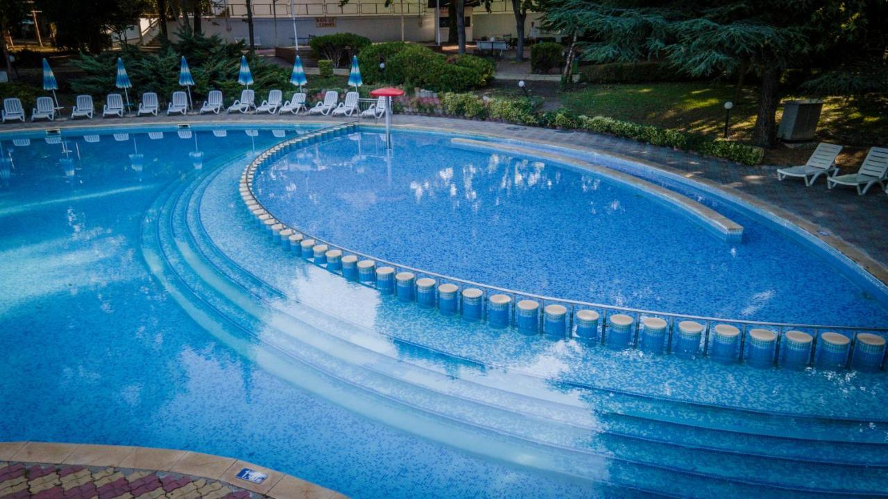 Hotel Ralitsa Aquaclub 알베나 외부 사진